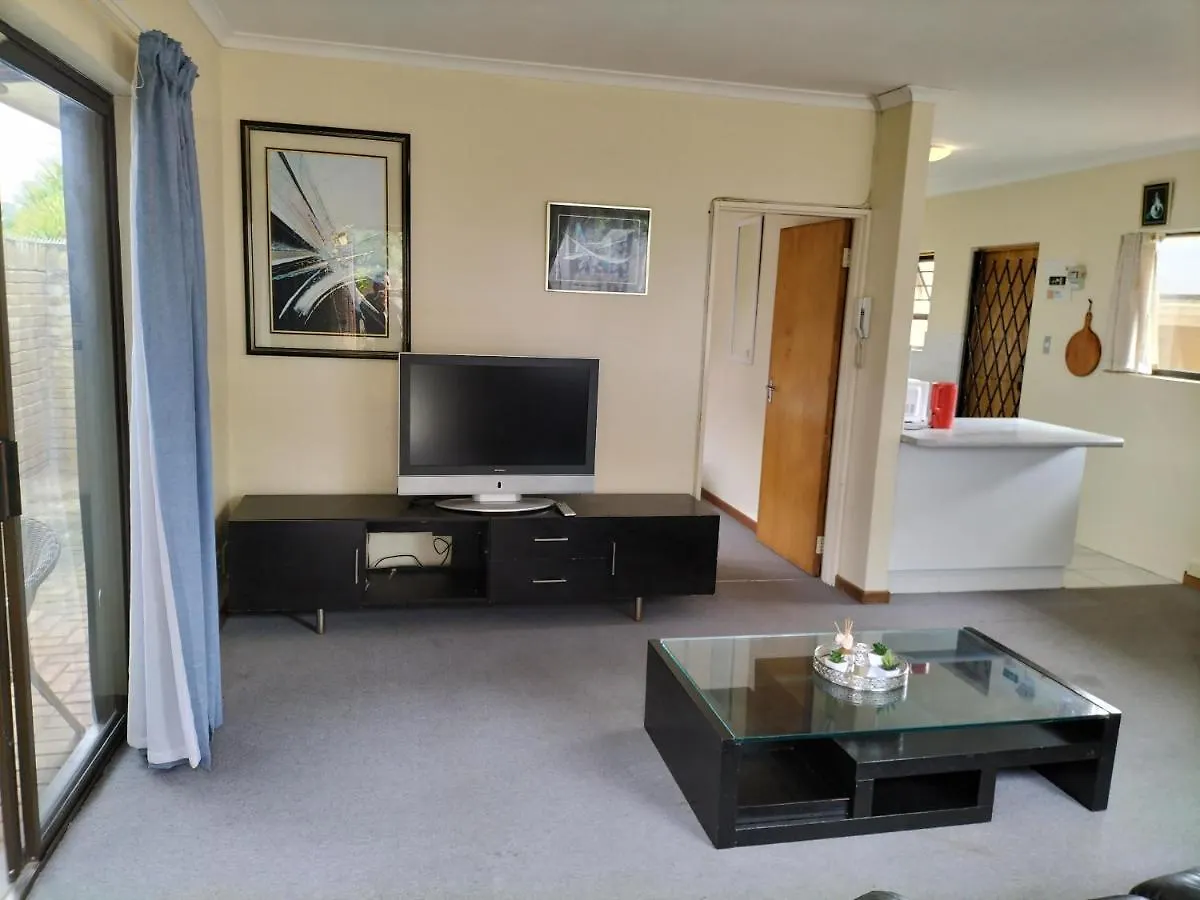 Apartment 15 On 11Th Summerstrand Port Elizabeth